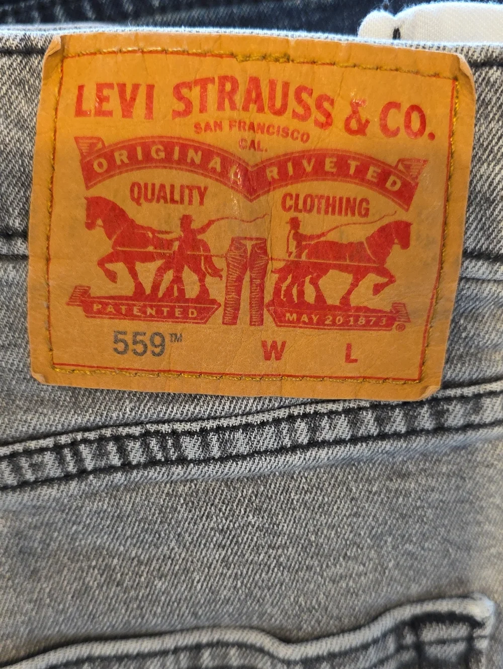 Levi's 559 Mens Straight Leg Jeans - Light Gray, Dark Blue, Light Blue.  4 Pair